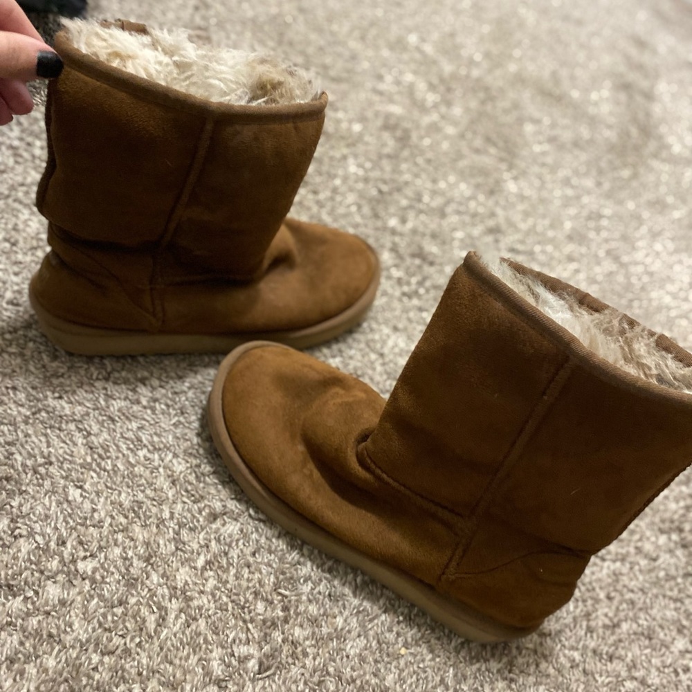 bear claw chest nut boots